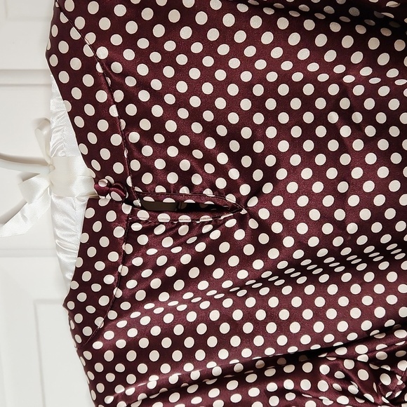 Bcbgmaxazria Satin Maroon/Brown & Ivory Polka Dot Peep Hole Blouse Size S - Picture 7 of 9